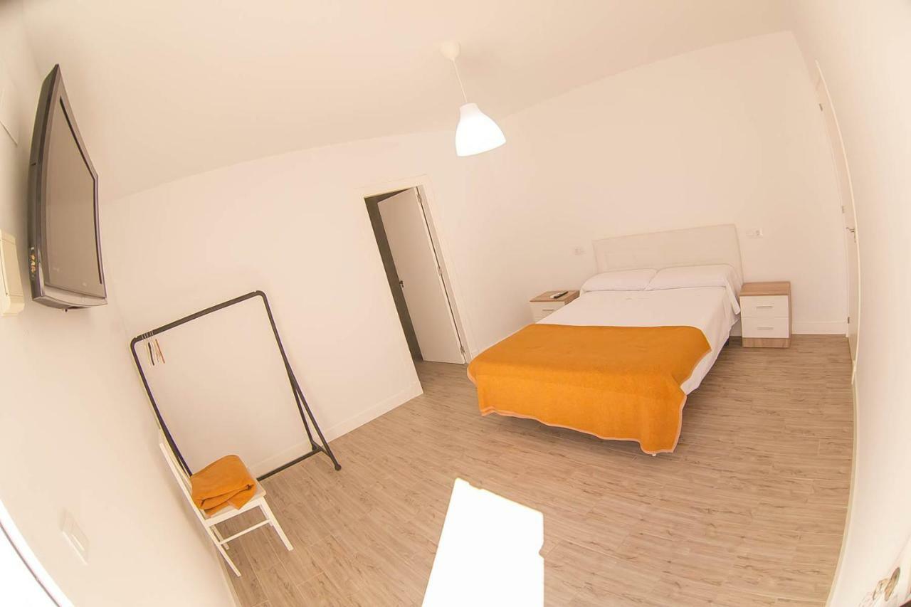 Hostal El Pinar Cadiz Puerto Real Kültér fotó